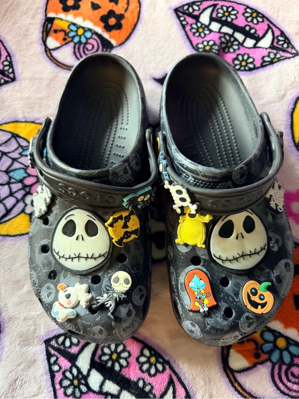 CROCS Black Halloween Skull Clogs with Character Charms